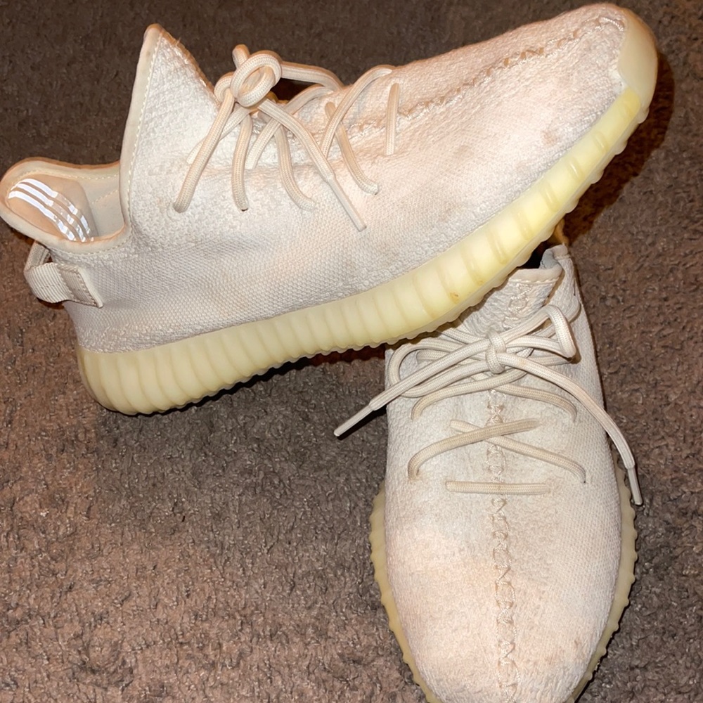Yeezy Boost V2 Cream/Triple White size 11.5